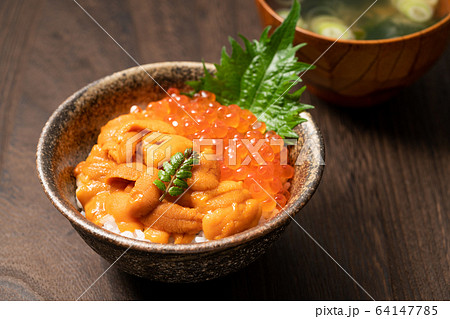 うにいくら丼 64147785