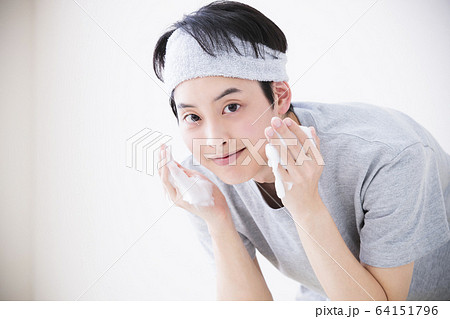 ビューティー　男性　スキンケア　ビューティ　美容 64151796