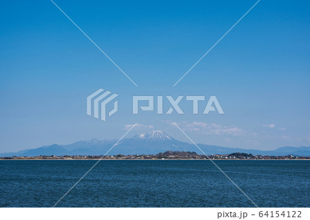 冬の大山 冬の大山 64154122