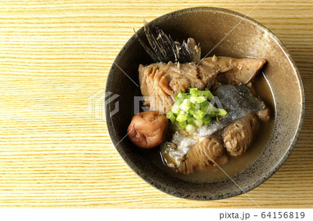 サワラの梅煮 64156819