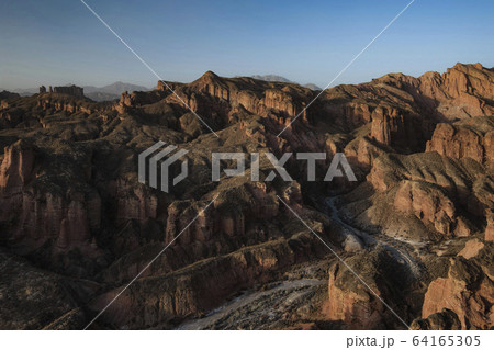 Binggou Danxia Landform National Park, beautiful rock formation in Zhangye, Gansu during sunset golden hour 64165305