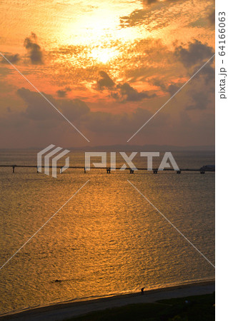 夕景　瀬長島沖 64166063