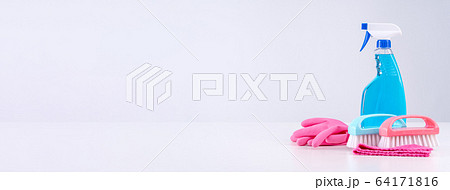 掃除 クリーニング 清掃中 64171816