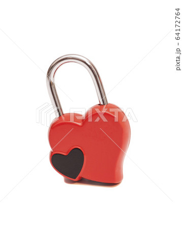 Locked heart isolated on white 64172764