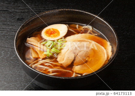 醤油ラーメン 64173113