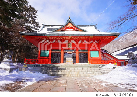 赤城神社　群馬県　赤城山　大洞赤城神社　元宮赤城神社　啄木鳥橋　冬　 64174435
