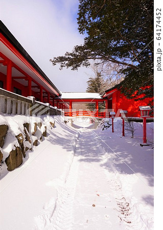 赤城神社　群馬県　赤城山　大洞赤城神社　元宮赤城神社　啄木鳥橋　冬　 64174452