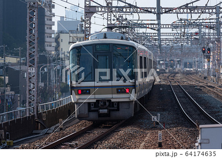 JR西日本221系大和路快速(編成写真) JR西日本221系大和路快速(編成写真) 64174635