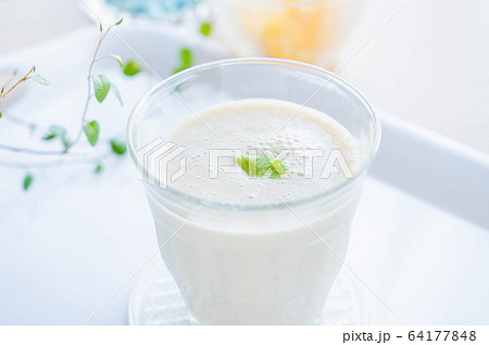 豆乳バナナジュース 64177848