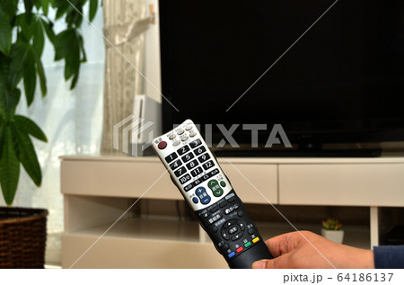 リモコン・テレビのリモコン・テレビコントローラ・テレビ 64186137