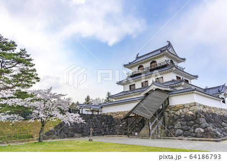 宮城 白石城と桜 宮城 白石城と桜 64186793