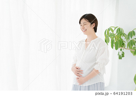 女性 マタニティ 1人 女性 マタニティ 1人 64191203