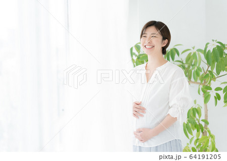 女性 マタニティ 1人 女性 マタニティ 1人 64191205