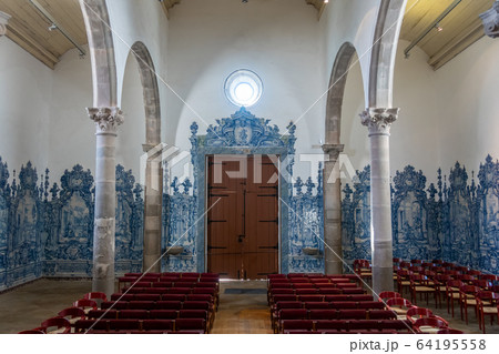 The Igreja da Misericórdia (Church of Mercy) in Tavira is considered to be one of the best examples of Renaissance architecture on The Algarve Portugal. 64195558