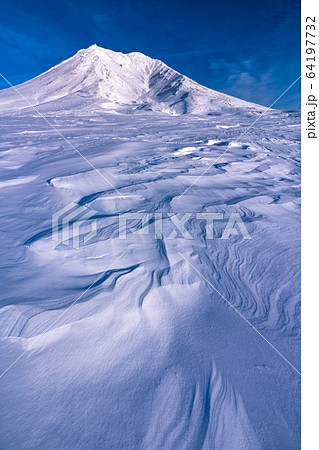 北海道 極寒の旭岳 冬の大雪山の写真素材