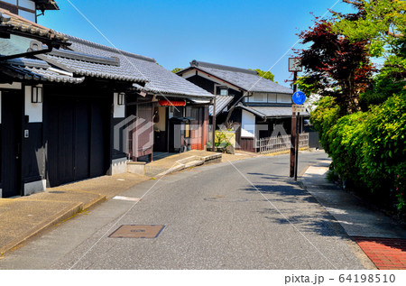 京都の愛宕街道 64198510