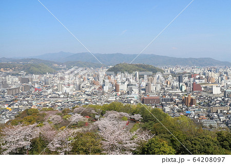 松山総合公園から見た春の風景 松山総合公園から見た春の風景 64208097