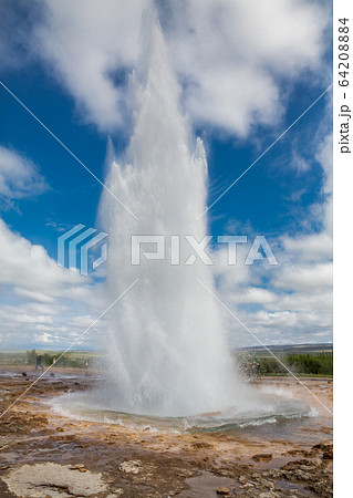 Geyser 64208884
