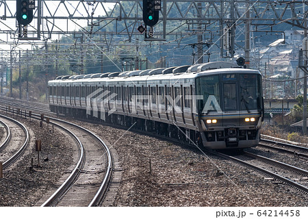 JR西日本223系（編成写真） 64214458