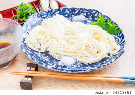 そうめん そうめん 64215361