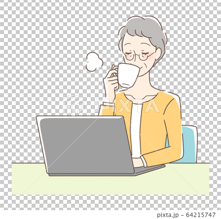 パソコンの前でコーヒーを飲む女性 64215747
