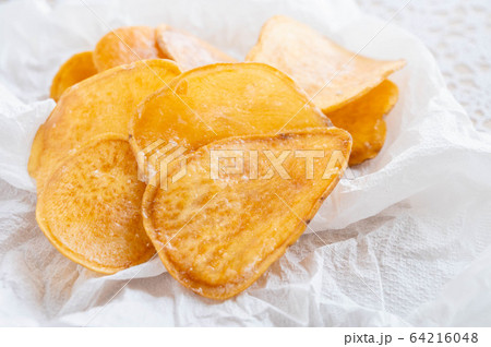 さつま芋チップス 64216048