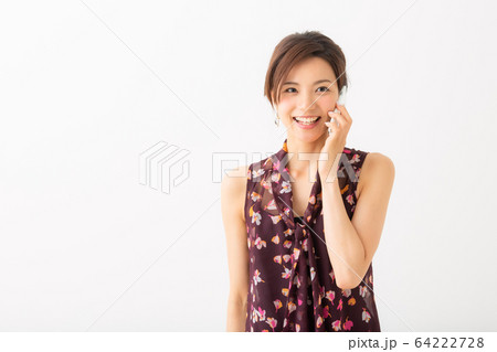 女性カジュアルビジネス 64222728