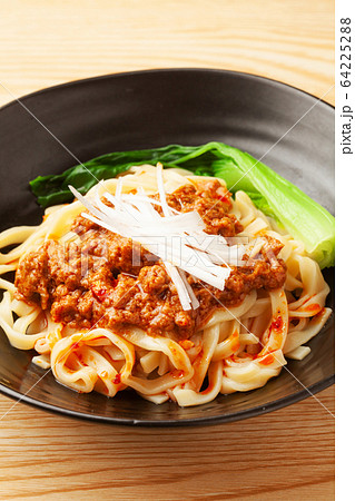 汁なし担々麺 汁なし担々麺 64225288