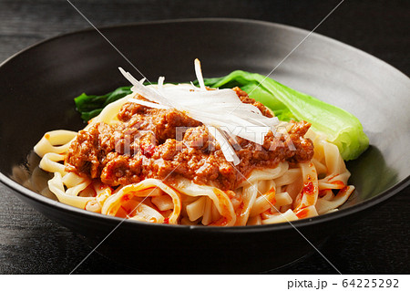 汁なし担々麺 64225292