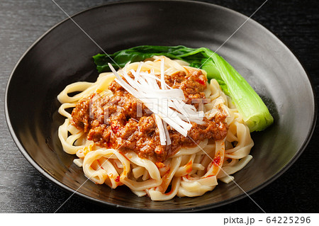 汁なし担々麺 64225296