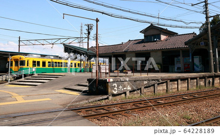 電鉄富山寺田駅 64228189
