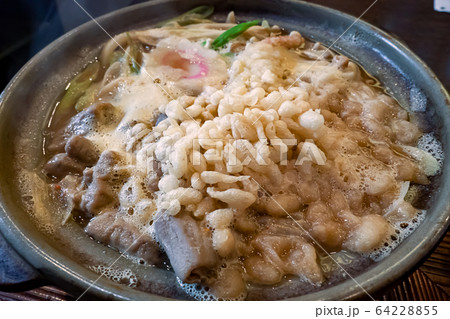 味噌もつ煮うどん 仙台 飛梅 横 味噌もつ煮うどん 仙台 飛梅 横 64228855