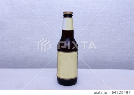 ビール ヌキ 切り抜き 64229497