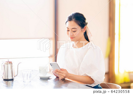 美しい女性 美しい女性 64230558