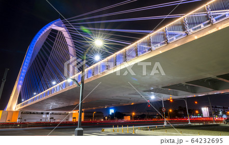 科湳愛琴橋　夜景　台中　台湾 64232695