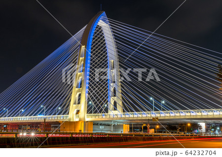 科湳愛琴橋　夜景　台中　台湾 64232704
