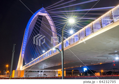 科湳愛琴橋　夜景　台中　台湾 64232705