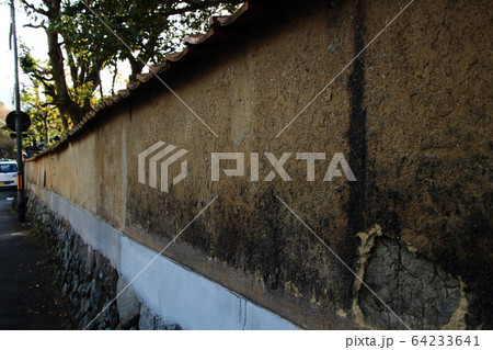 奈良、春日神社裏、志賀直哉旧邸の近く、 64233641