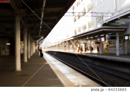 奈良県奈良市の近鉄学園前駅 64233665