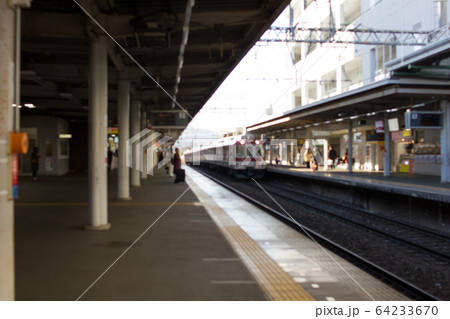 奈良県奈良市の近鉄学園前駅 64233670