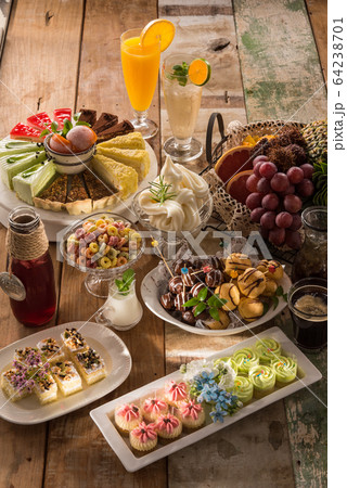 グルメ ケーキ クリーム 64238701