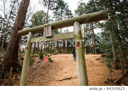 高麗神社水天宮鳥居 埼玉県日高市 64243625