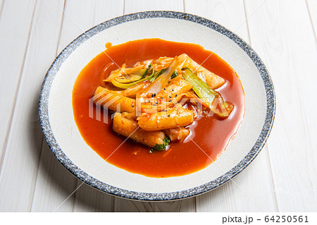 韓国料理、ビビンバ、トッポギ、チャジャンミョン、石焼ビビンバ 韓国料理、ビビンバ、トッポギ、チャジャンミョン、石焼ビビンバ 64250561