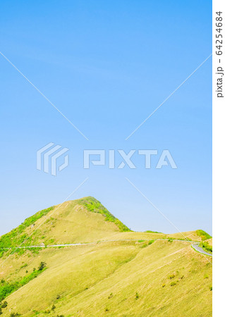 瓶ヶ森林道 64254684