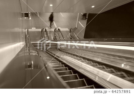 エスカレーター エスカレーター 64257891