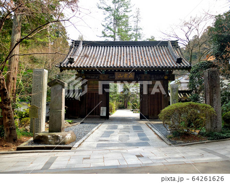 瑞鳳殿に向かう参道にある瑞鳳寺・東北・仙台（３） 64261626