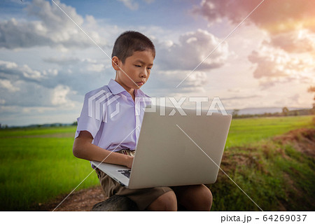 Mockup notebook and mobile phone Mockup notebook and mobile phone 64269037