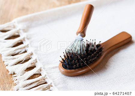 ヘアブラシ ヘアブラシ 64271407
