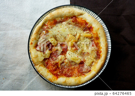 ピザ ピッツァ タマネギ 64276465