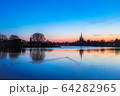 夕暮れのイギリス 64282965